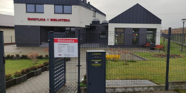 Wrzutnia książek na Os. Witosa