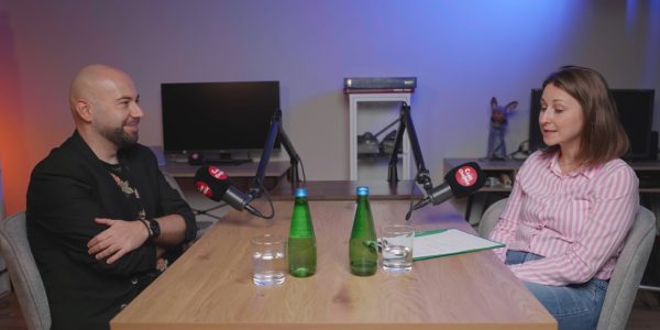 Dyrektor naszej biblioteki, Damian Domański, gościł w podkaście Oli Karowskiej, dyrektorki. Centrum Kultury Sportu i Turystyki w Debrznie w ramach Pomorskie Praktyki Kultury.