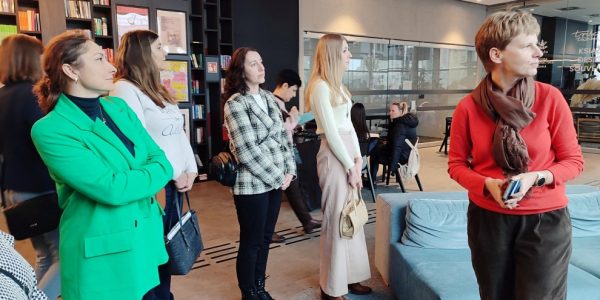 Pracownicy tczewskich bibliotek z wizytą studyjną w gdańskich instytucjach