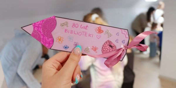 Wakacje rozkręciły się już w pełni, tak jak nasze Biblioteki Plenerowe!