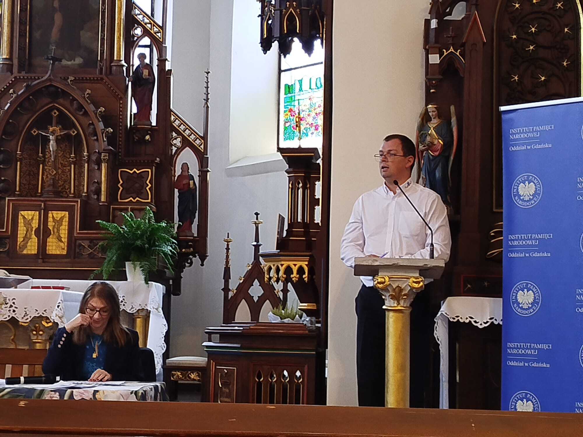Krzysztof Filip przemawia w czasie V Naukowe Sympozjum Kociewskie "Kociewie - pamięć, ludzie, wydarzenia. Rzecz o tożsamości regionu"